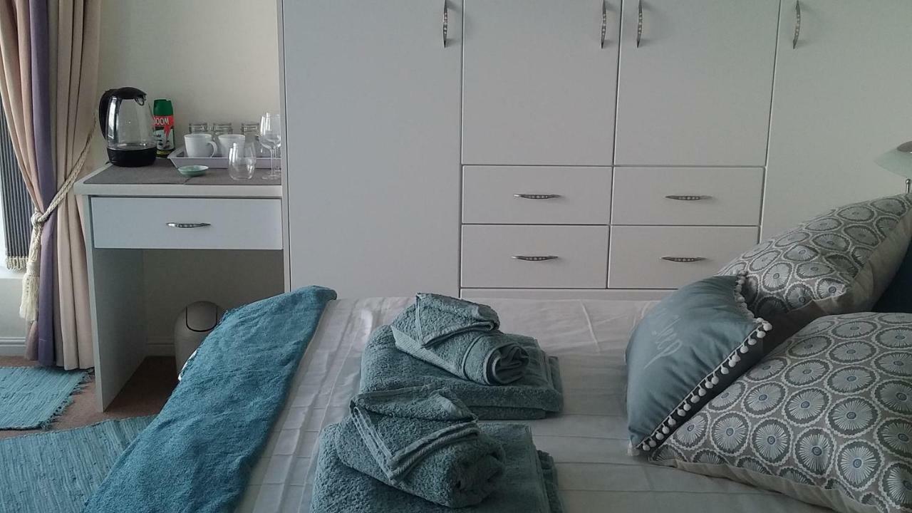 Wave Dancer Bed and Breakfast Gansbaai Buitenkant foto