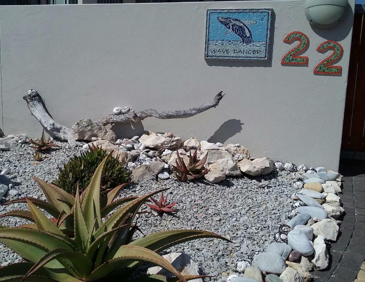Wave Dancer Bed and Breakfast Gansbaai Buitenkant foto