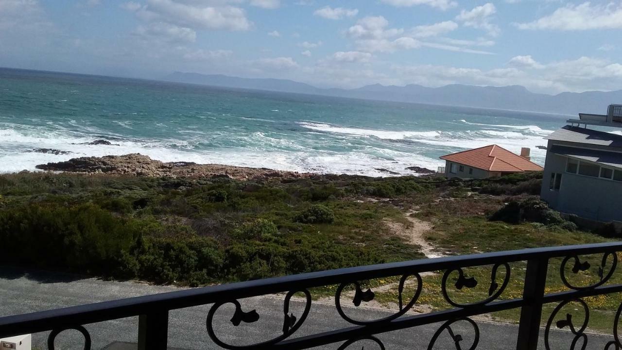Wave Dancer Bed and Breakfast Gansbaai Buitenkant foto